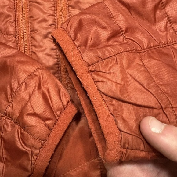 L.L. Bean Packaway Jacket Mens Medium Orange Primaloft Insulated Lightweight Zip - Picture 9 of 14